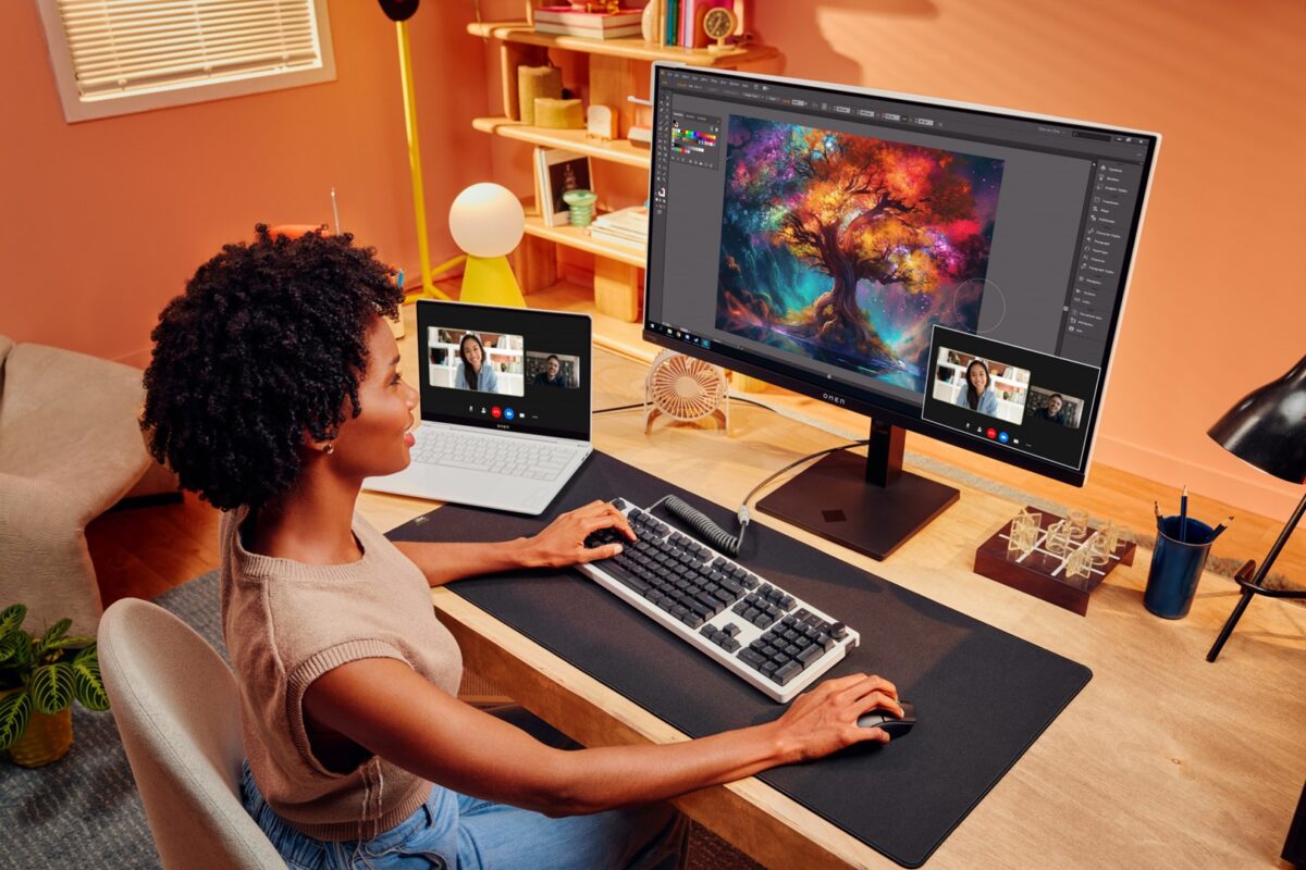 HP OMEN Transcend 31.5 inch UHD 240Hz OLED Gaming Monitor - Transcend 32 - Image 6