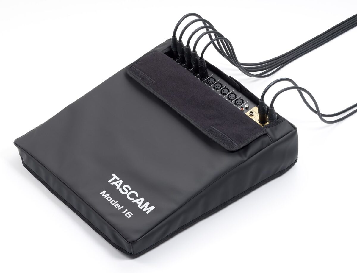 Tascam MODEL 16 audio mixer 16 channels 20 - 30000 Hz Black  Gold  Wood - Image 3