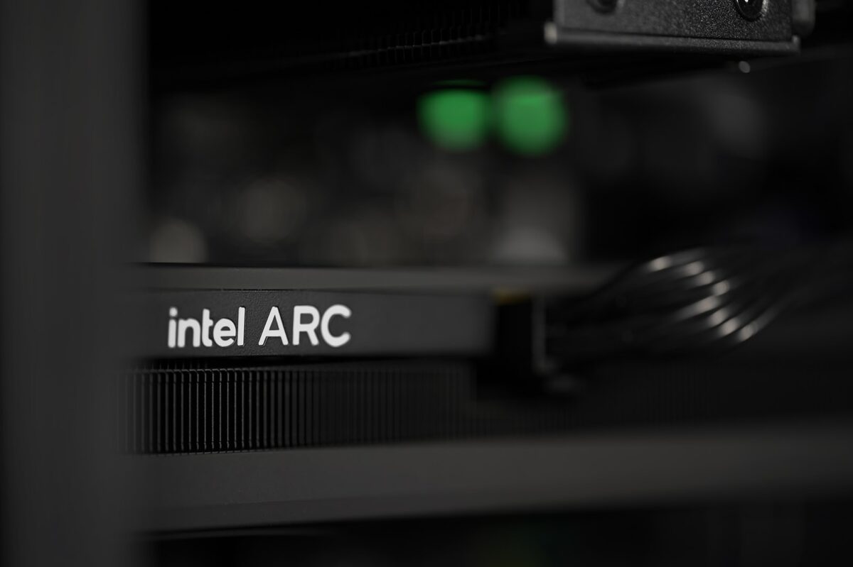 Actina 5901443410294 PC AMD Ryzen™ 7 8400F 32 GB DDR5-SDRAM 1 TB SSD Intel Arc B580 Midi Tower Black - Image 11